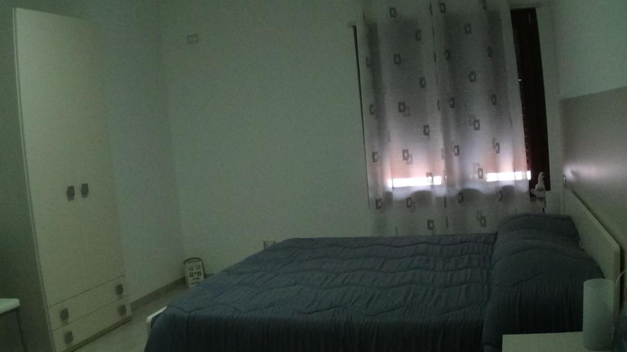 Quattro Stagioni Hotel Padula Bagian luar foto